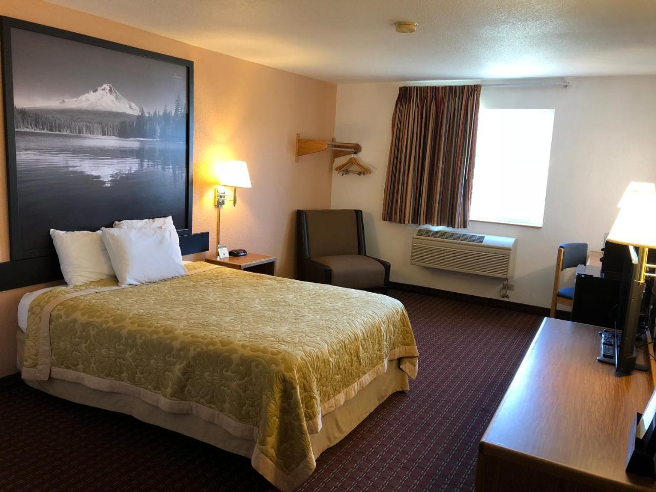 Super 8 By Wyndham The Dalles Or Exterior foto